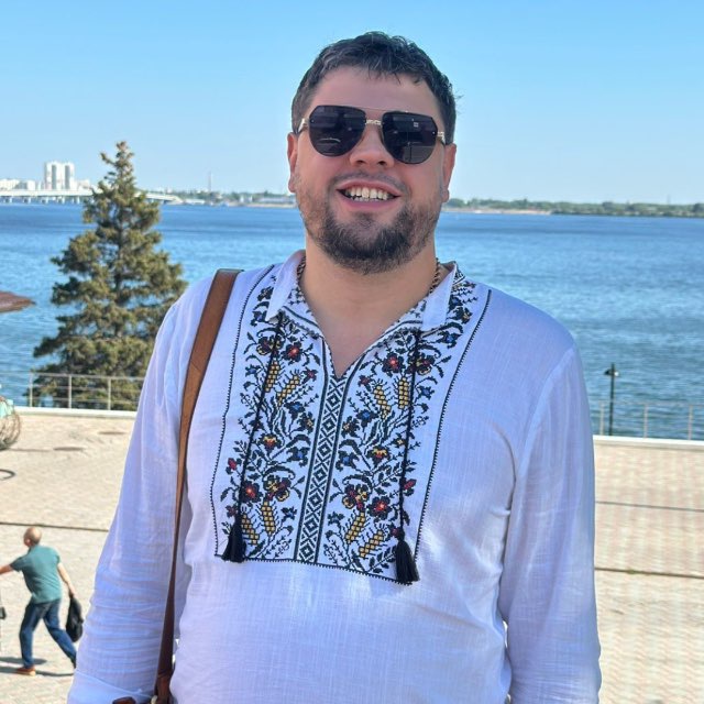 Юрий Дёмин