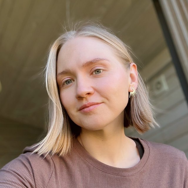 Алина Корнеева